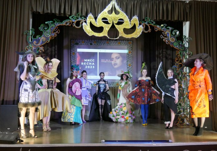 Макраме в одежде тренды Весна 2023