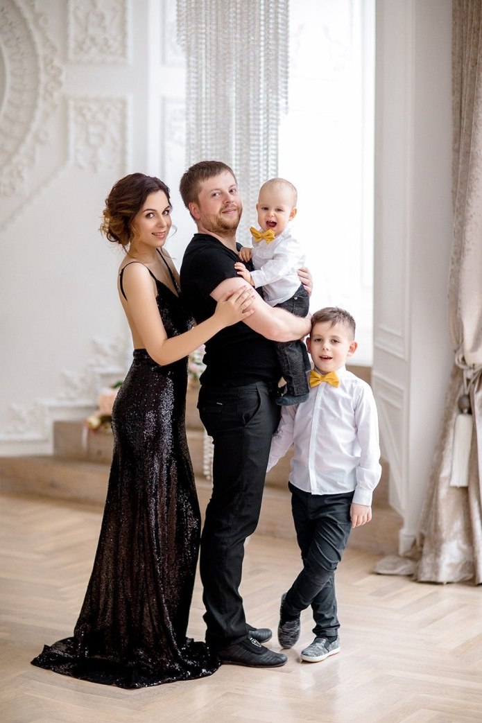 Семейная фотосессия в голубом