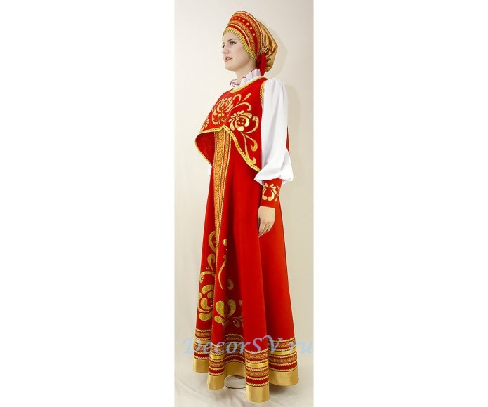 Русский костюм женский