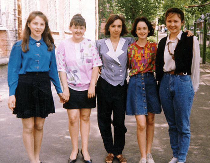 Мода 90-х годов в школе
