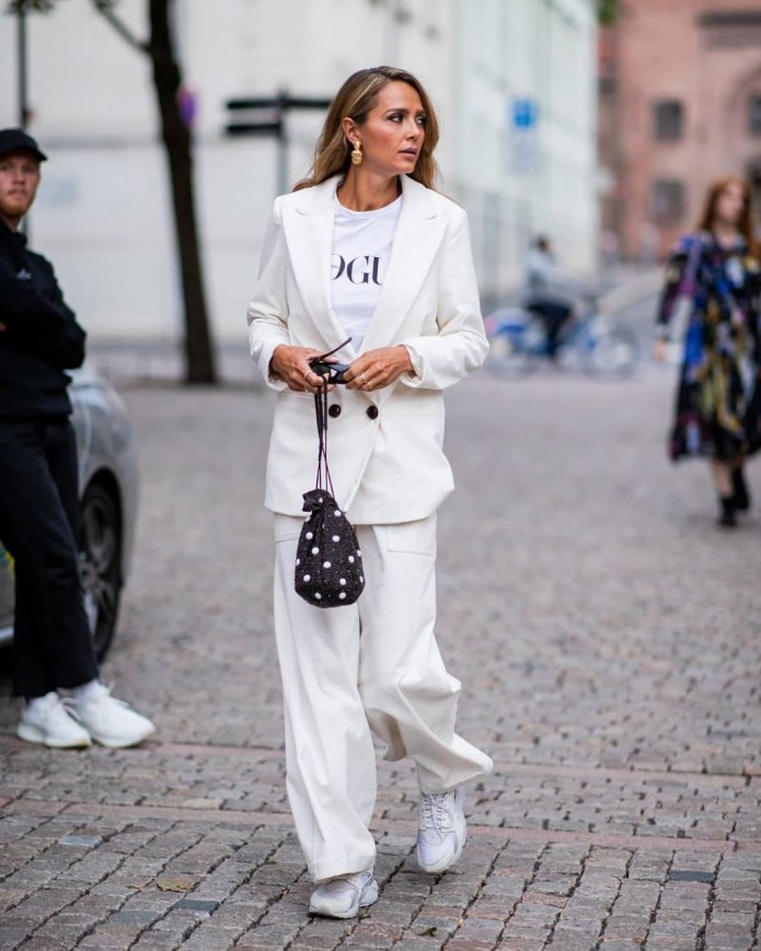 Белый брючный костюм женский Zara