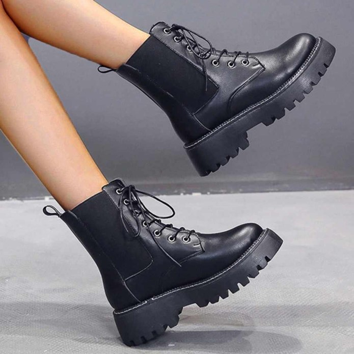 Сапоги Chanel 2021-2022