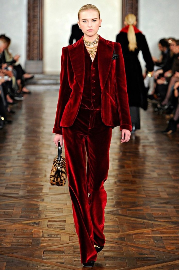 Бархатный костюм брючный Donna Karan