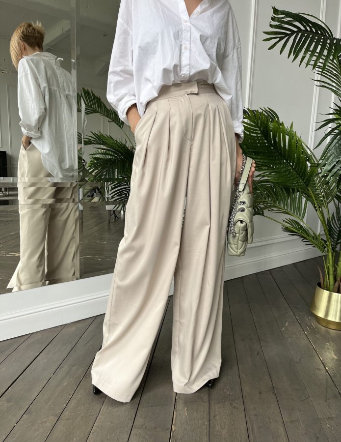 Зеленые брюки Uniqlo