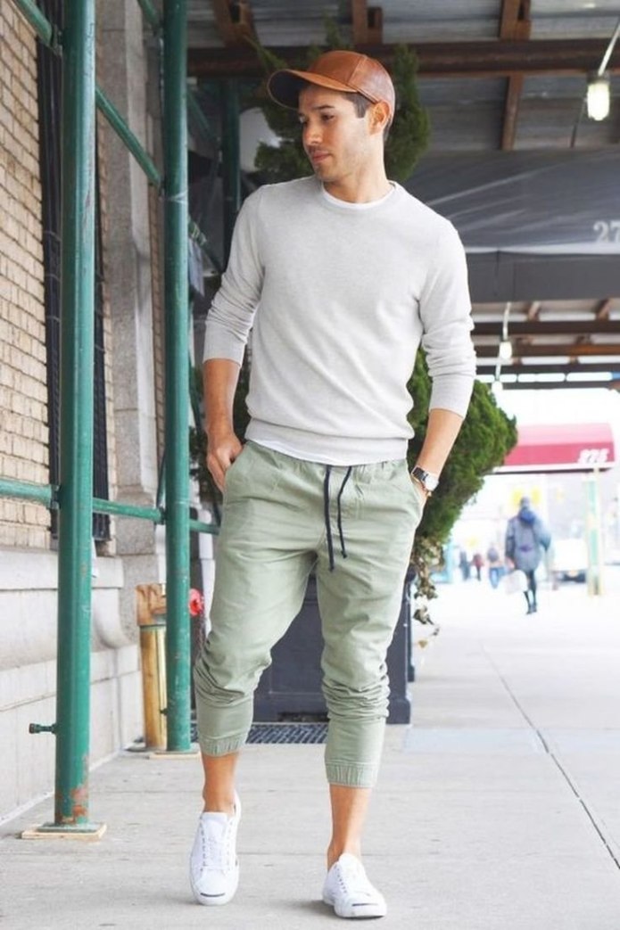 Чиносы с ремнем Pull&Bear